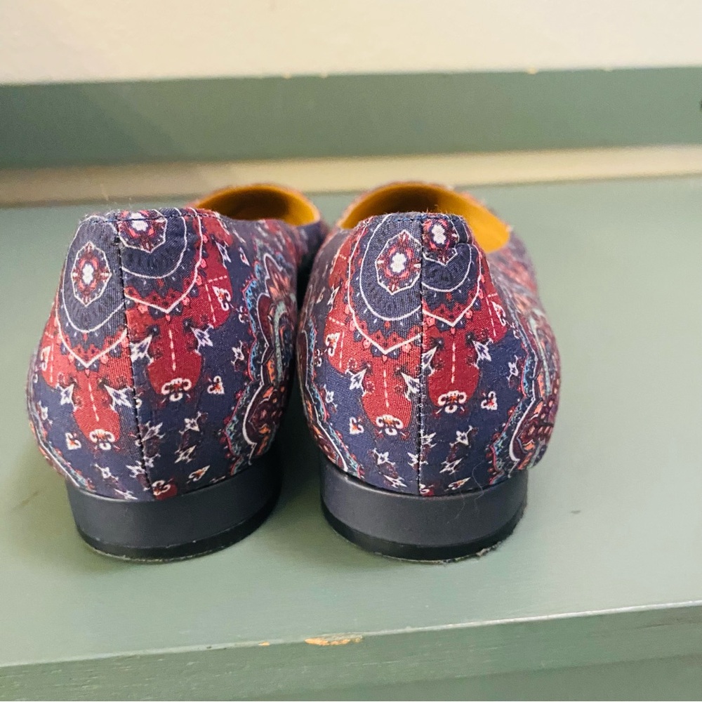 Talbots Navy Paisley Fabric Flats Pointed Toe Leather Sole Size 9.5 Career - Picture 8 of 10